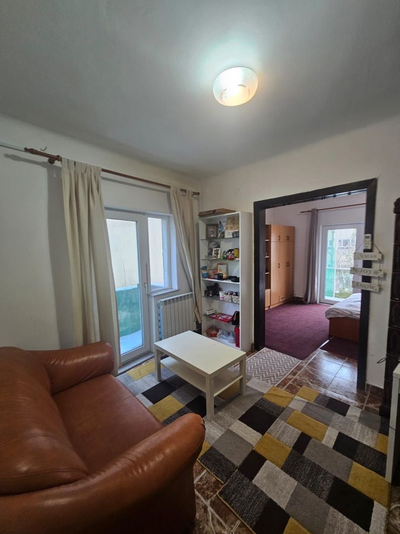 Vilă interbelică de vânzare – Cotroceni — Cotroceni