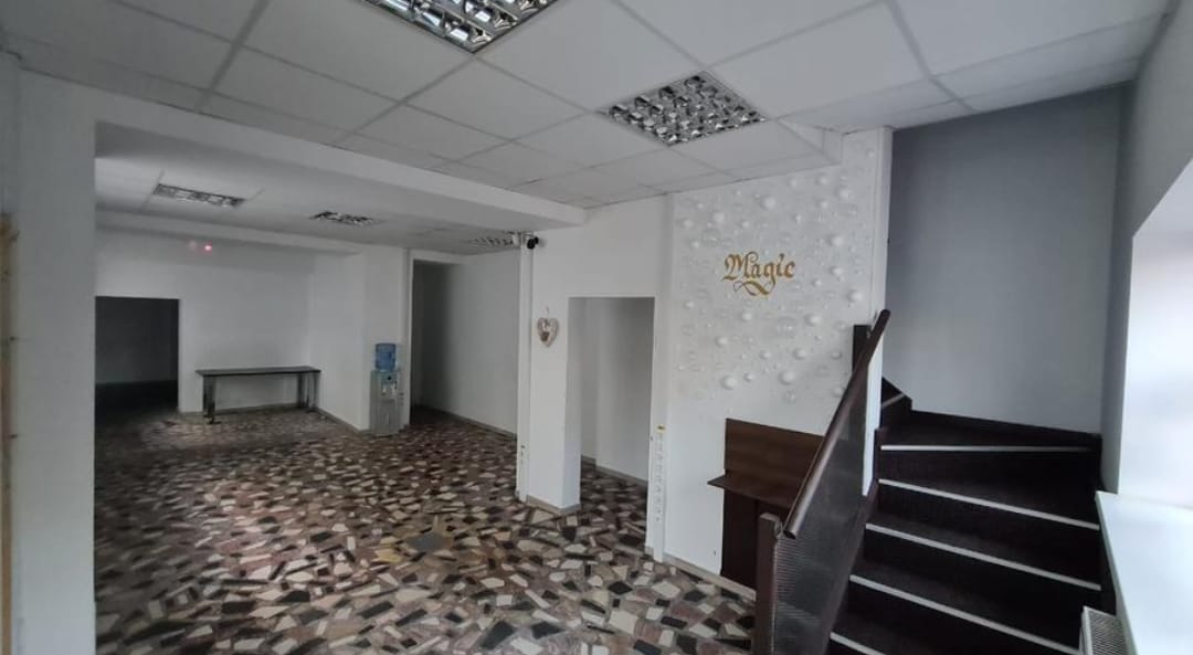 Casa 134 Mp Spatiu Comercial Birouri Grozăvești Splaiul Independenței — Bucuresti