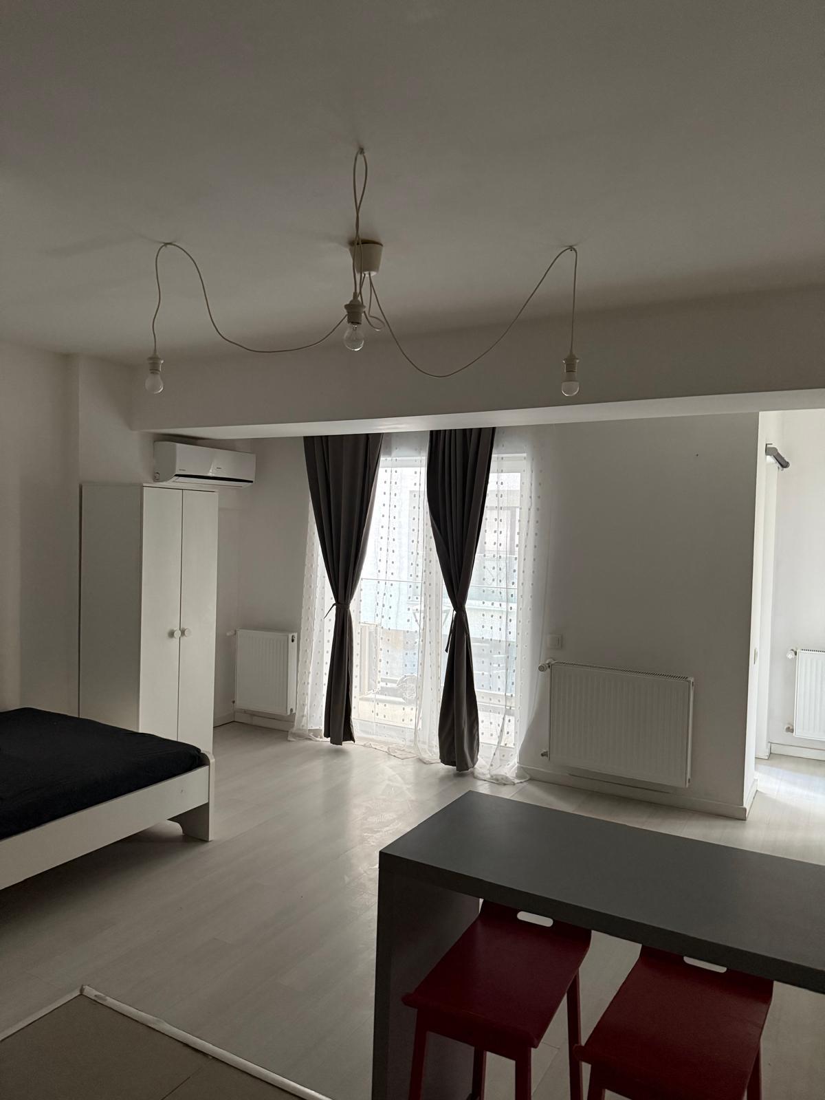 Garsoniera Park Politehnica / Grozavesti — Bucuresti